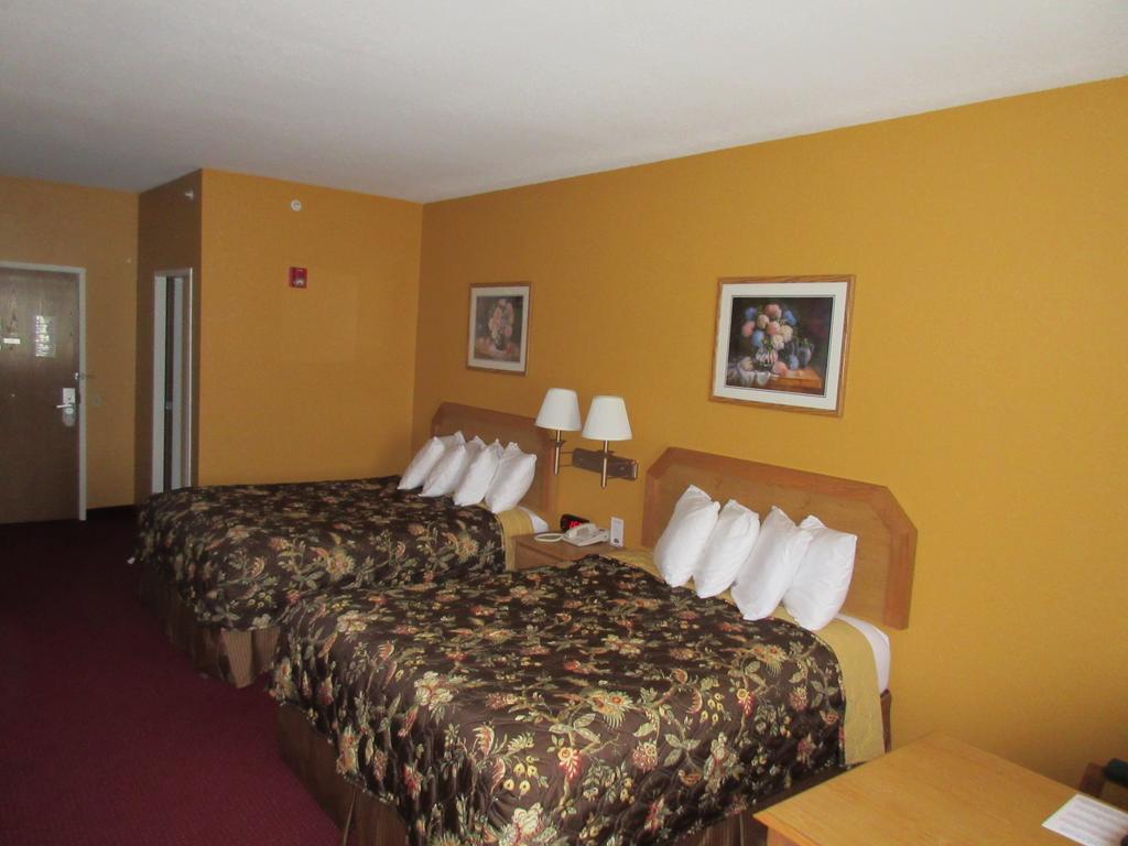 Parkfield Inn - Clinton Zewnętrze zdjęcie