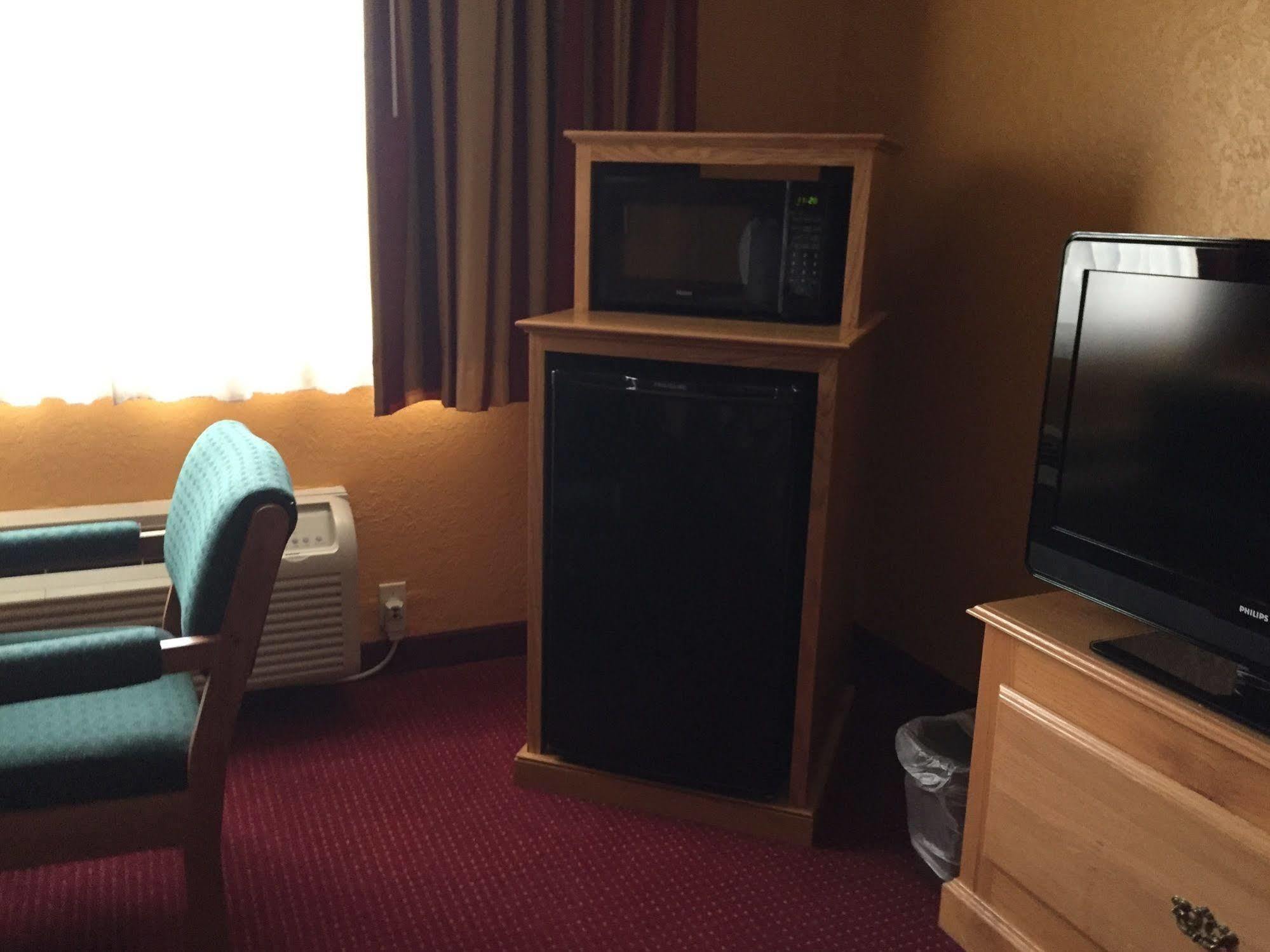 Parkfield Inn - Clinton Zewnętrze zdjęcie